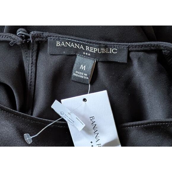 NEW Banana Republic Shell Top Medium Black Satin Sleeveless Minimalist Classic - Picture 7 of 8